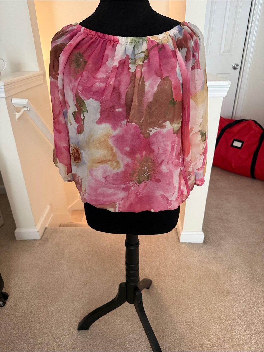 Floral On/Off-Shoulder Blouse in Pink